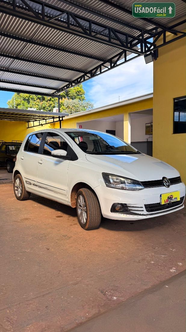 Volkswagen Fox Connect 1.6 4P Flex 2018/2019 — foto 4 de 8