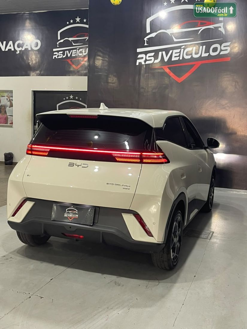 BYD BYD Dolphin EV Elétrico 2025/2026 — foto 8 de 19