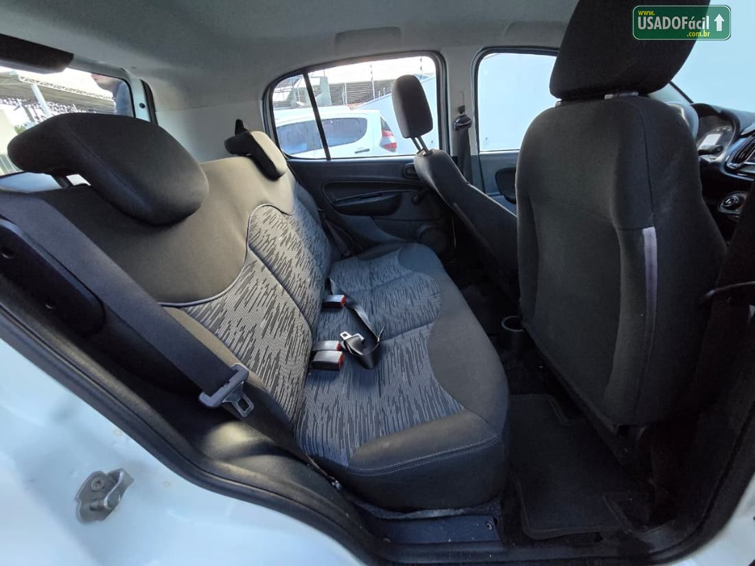 Fiat Uno Attractive 1.0 Fire Flex 5P 2019/2019 — foto 13 de 13