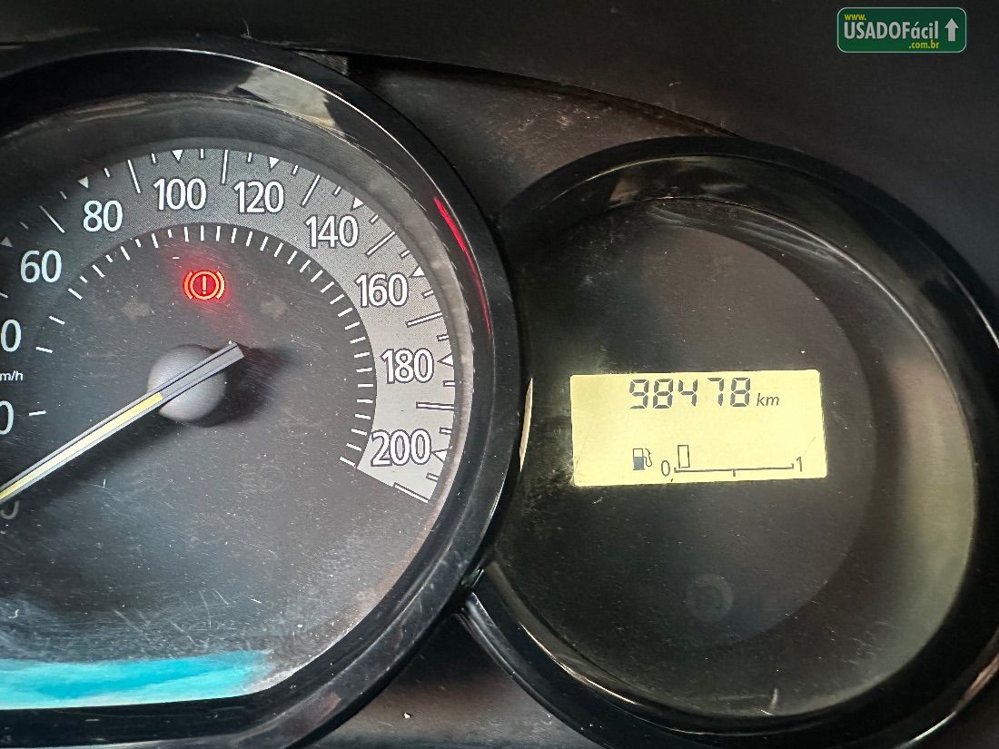 Renault Logan Authentique 1.0 Flex 2018/2019 — foto 10 de 10