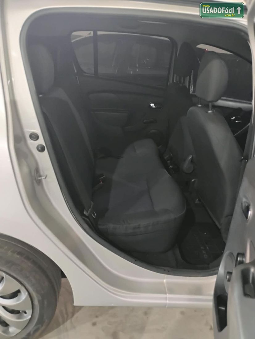 Renault Sandero Expression 1.6 Hi-Power 5P 2016/2016 — foto 13 de 20