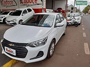 CHEVROLET/GM Onix Sedan Plus LT 1.0 Mecânico Flex