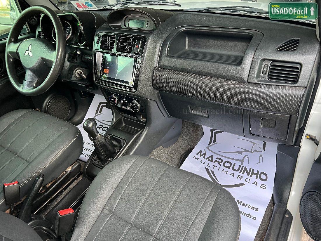 MITSUBISHI Pajero TR4 2.0 4X2 Mecânico Flex 2013/2013 — foto 12 de 20