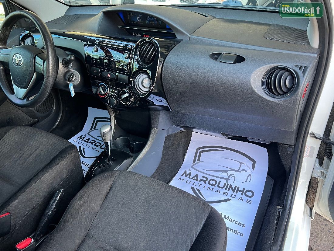 TOYOTA Etios Hatch X Plus 1.5 Automático Flex 2018/2019 — foto 11 de 20