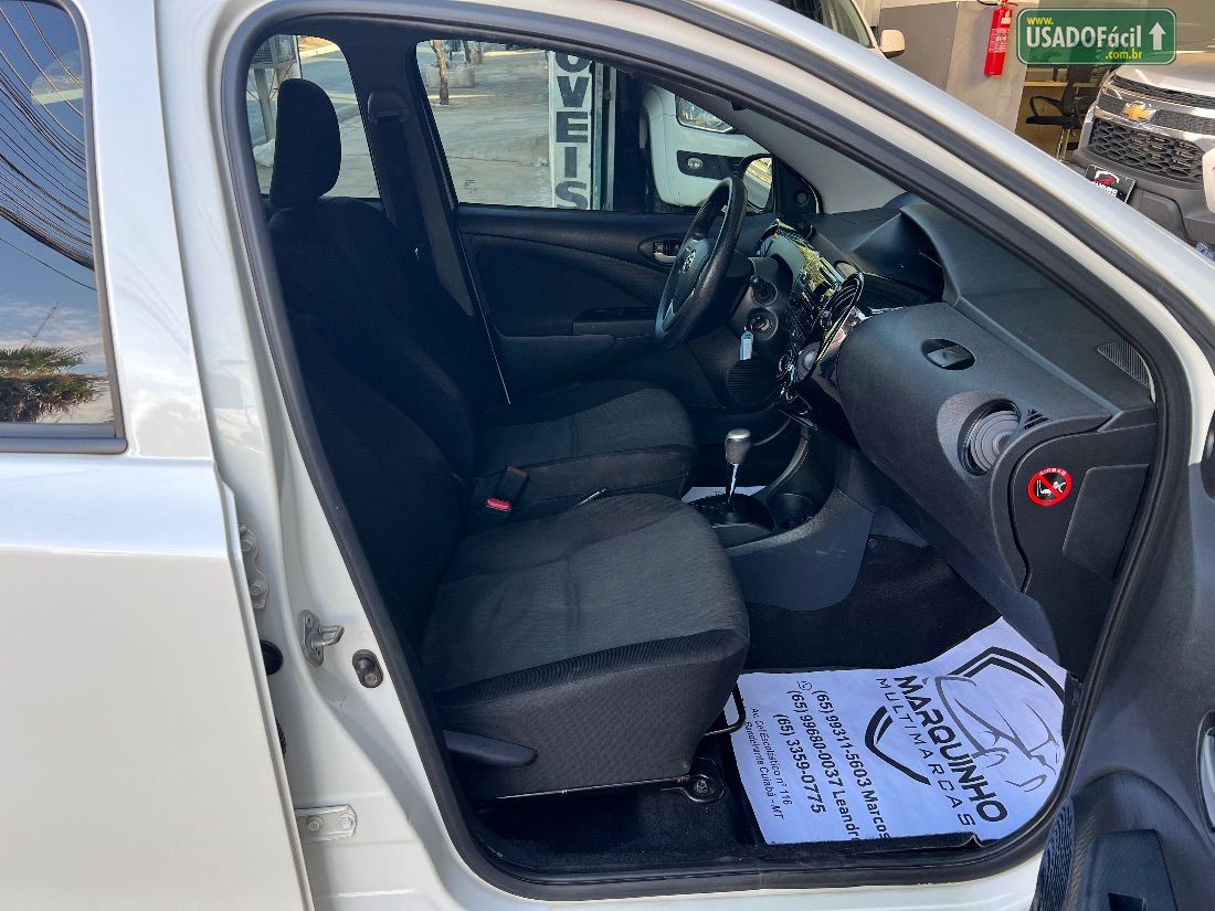 TOYOTA Etios Hatch X Plus 1.5 Automático Flex 2018/2019 — foto 12 de 20