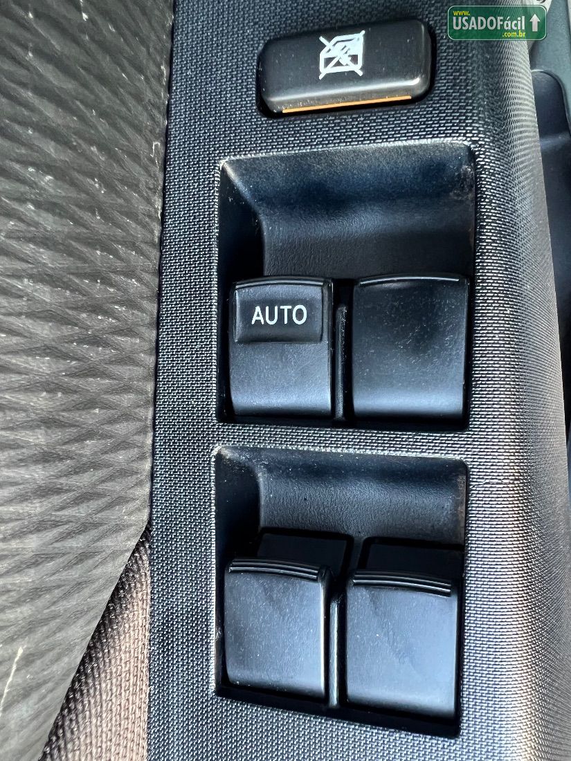 TOYOTA Etios Hatch X Plus 1.5 Automático Flex 2018/2019 — foto 7 de 20