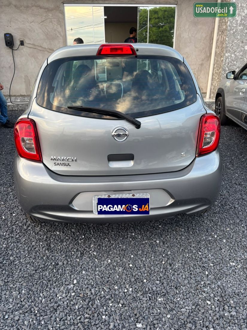 Nissan March S 1.0 5P Flex 2015/2016 — foto 5 de 13