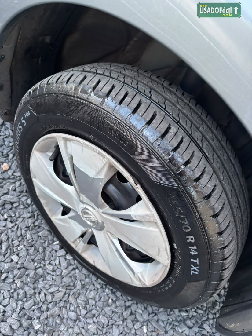 Nissan March S 1.0 5P Flex 2015/2016 — foto 8 de 13