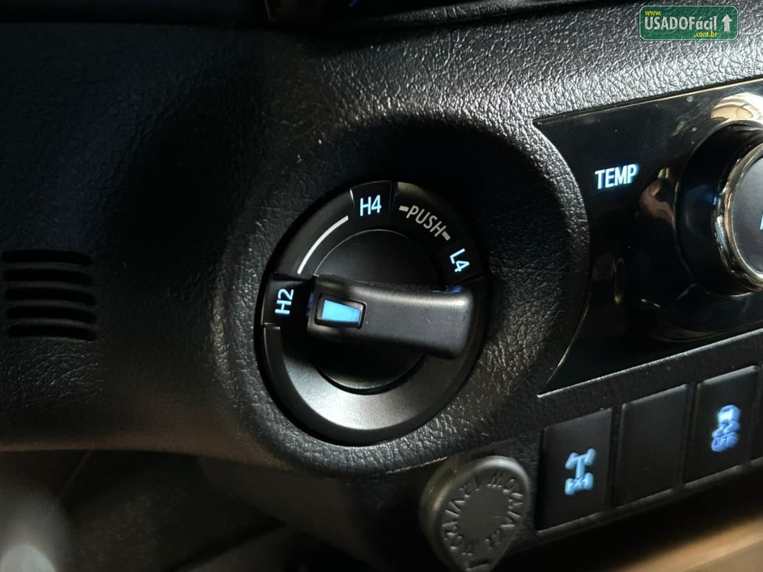 Toyota Hilux SRV CD 2.7 4x4 Automático Flex 2018/2019 — foto 19 de 22