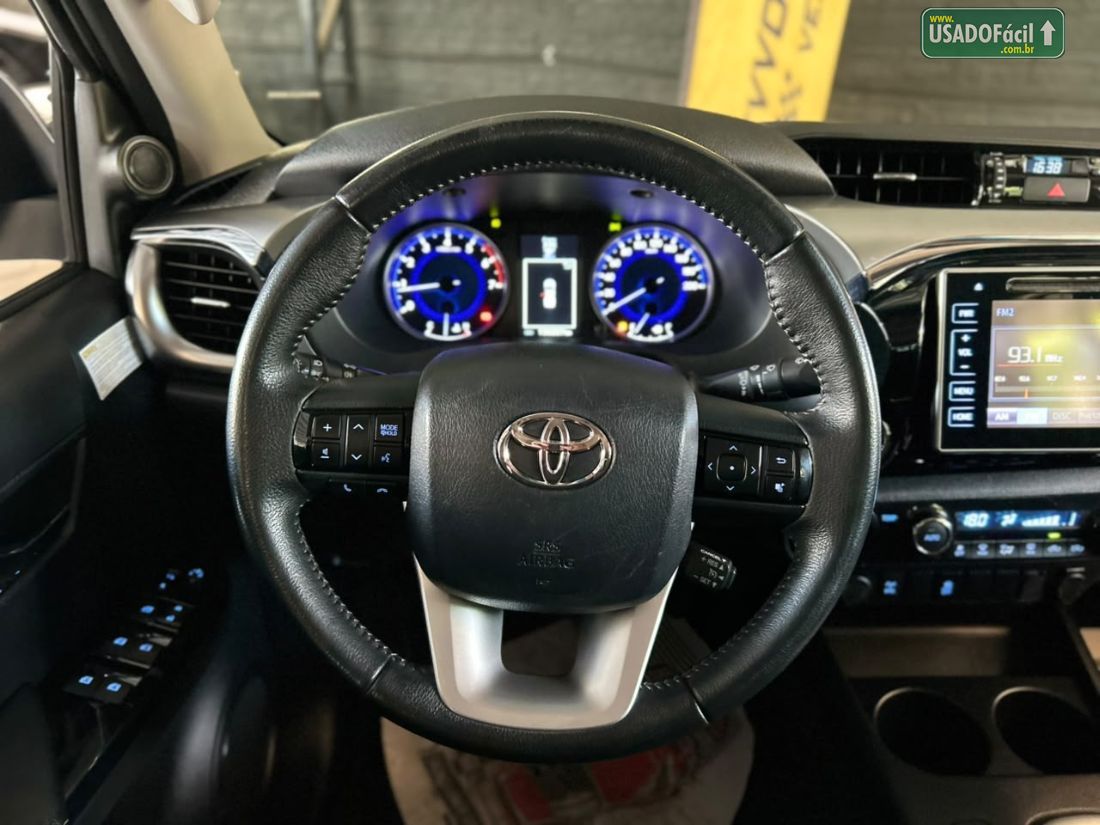 Toyota Hilux SRV CD 2.7 4x4 Automático Flex 2018/2019 — foto 20 de 22