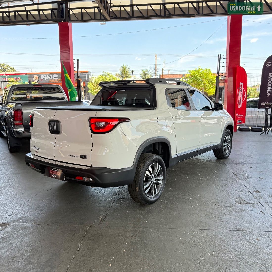 Fiat Toro Freedom 1.3 T270 4x2 Automático Flex 2022/2023 — foto 3 de 13