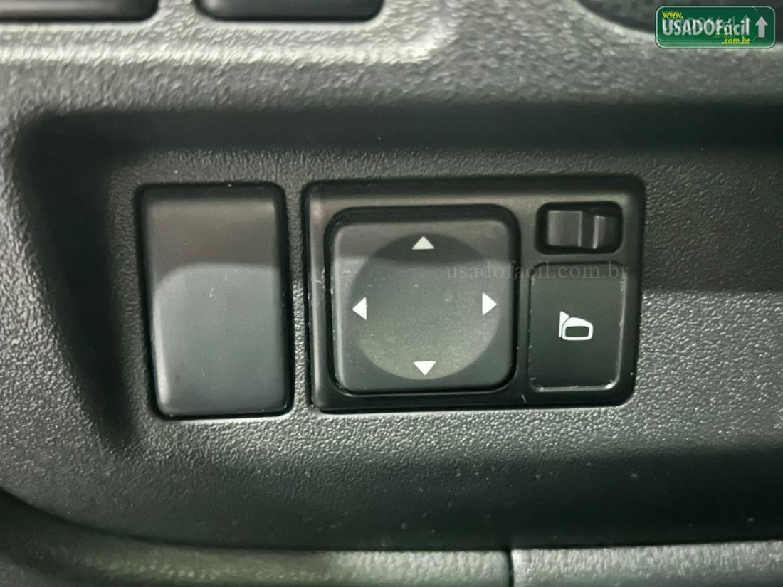 NISSAN Versa SV 1.6 Mecânico FlexStart 2020/2020 — foto 19 de 21