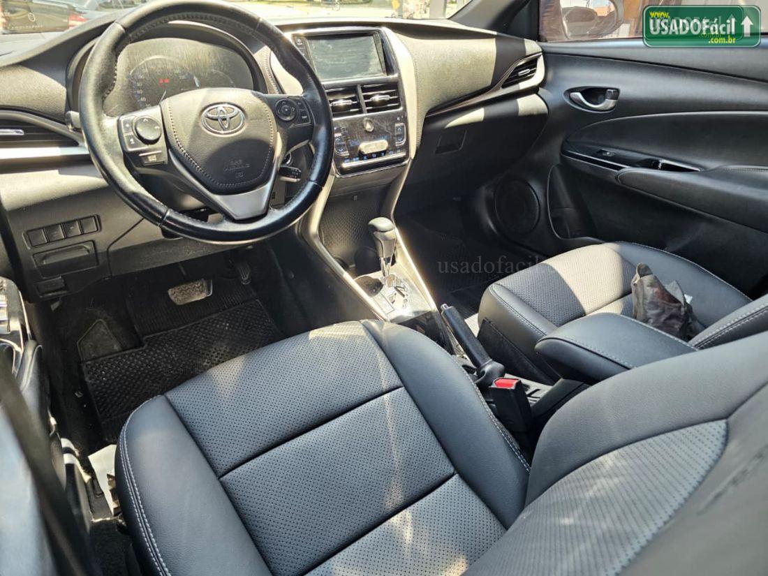 TOYOTA Yaris Hatch XLS Connect 1.5 Automático Flex 2022/2022 — foto 12 de 17