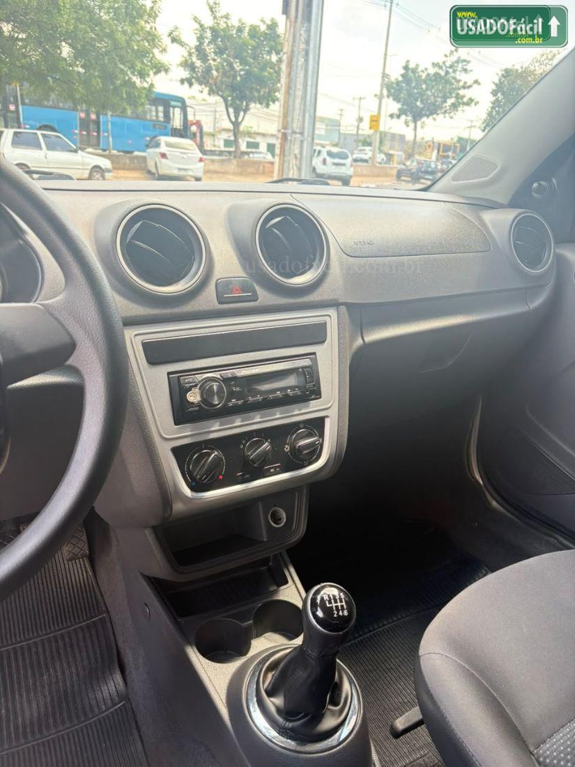 VOLKSWAGEN Voyage 1.6 Total Flex 2015/2016 — foto 8 de 12