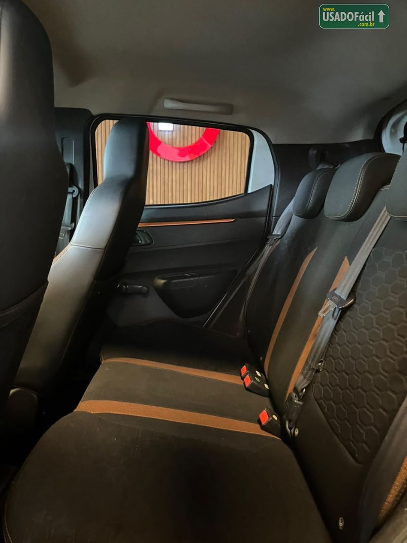 Renault Kwid Outsider 1.0 Mecânico Flex 2020/2021 — foto 6 de 11