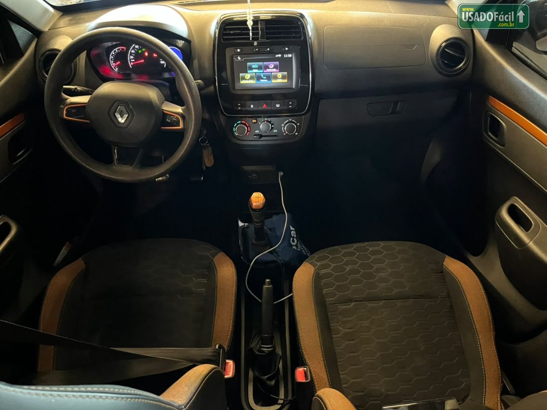 Renault Kwid Outsider 1.0 Mecânico Flex 2020/2021 — foto 9 de 11