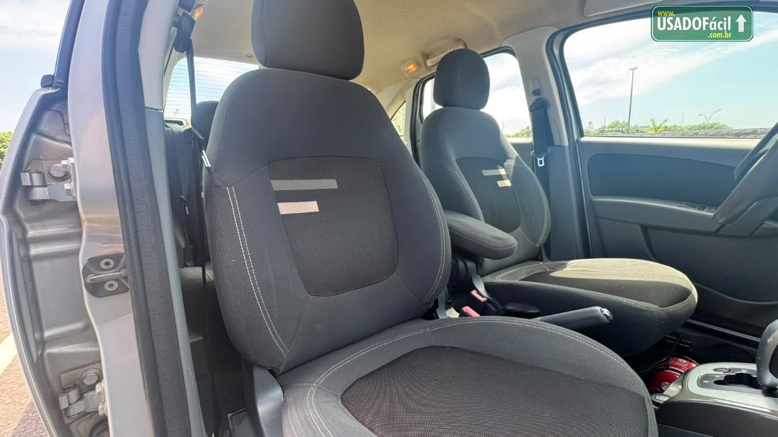 Fiat Grand Siena Essence Dualogic 1.6 Flex 2013/2014 — foto 11 de 11