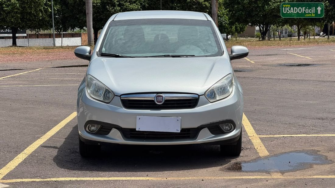 Fiat Grand Siena Essence Dualogic 1.6 Flex 2013/2014 — foto 2 de 11