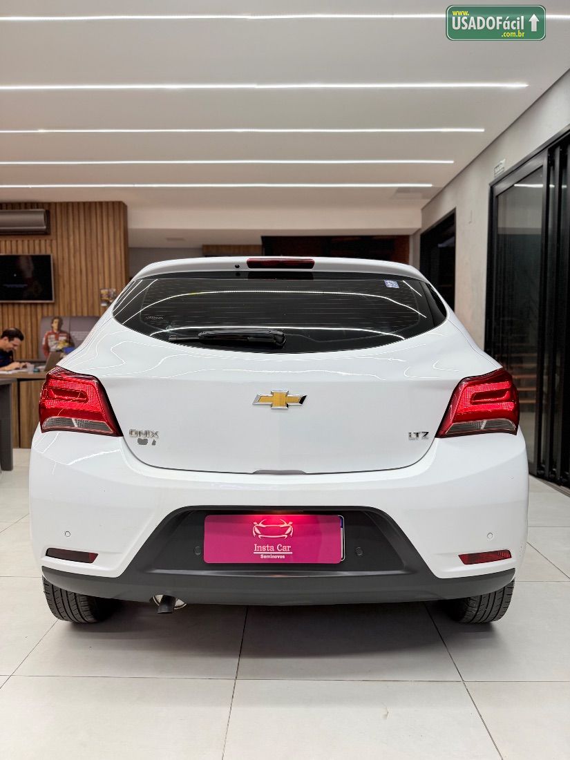 CHEVROLET/GM Onix Hatch LT 1.4 Automático Flex 2018/2018 — foto 2 de 10