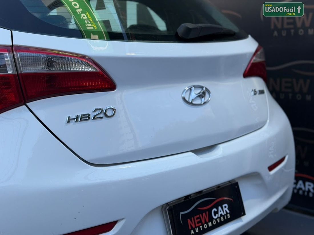 Hyundai HB20 Hatch Comfort Plus 1.6 Mecânico Flex 2013/2014 — foto 13 de 24