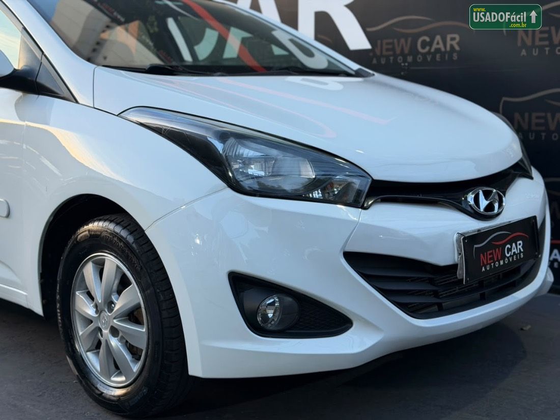 Hyundai HB20 Hatch Comfort Plus 1.6 Mecânico Flex 2013/2014 — foto 2 de 24