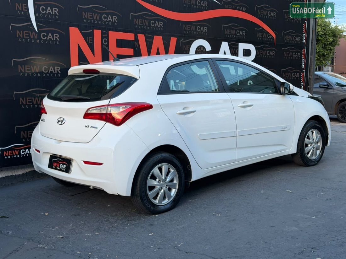 Hyundai HB20 Hatch Comfort Plus 1.6 Mecânico Flex 2013/2014 — foto 8 de 24