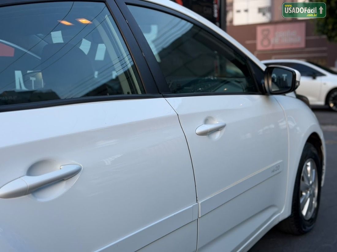 Hyundai HB20 Hatch Comfort Plus 1.6 Mecânico Flex 2013/2014 — foto 9 de 24