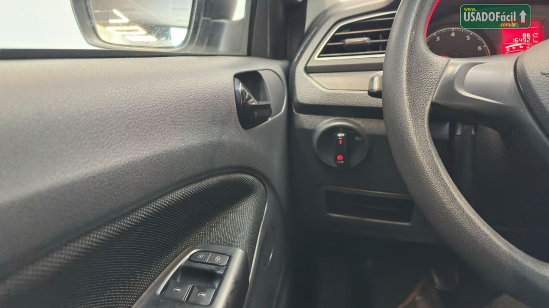Volkswagen Voyage 1.0 Flex 2022/2023 — foto 17 de 25