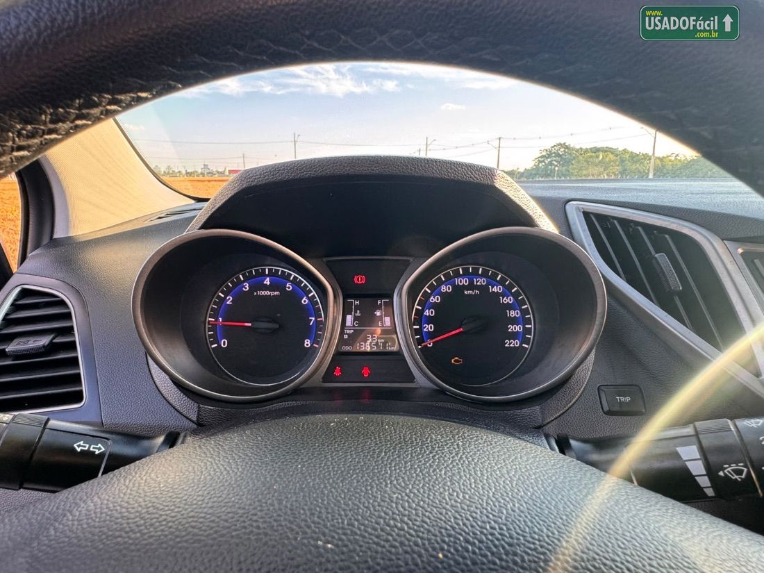 Hyundai HB20S Sedan Comfort Plus 1.0 Mecânico Flex 2014/2014 — foto 10 de 10