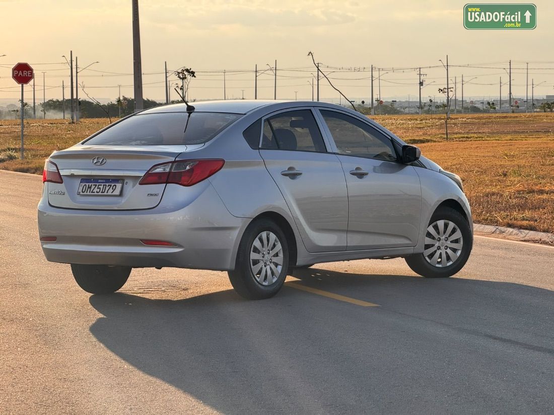 Hyundai HB20S Sedan Comfort Plus 1.0 Mecânico Flex 2014/2014 — foto 4 de 10