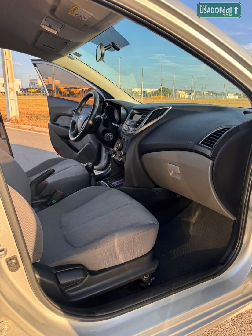Hyundai HB20S Sedan Comfort Plus 1.0 Mecânico Flex 2014/2014 — foto 7 de 10