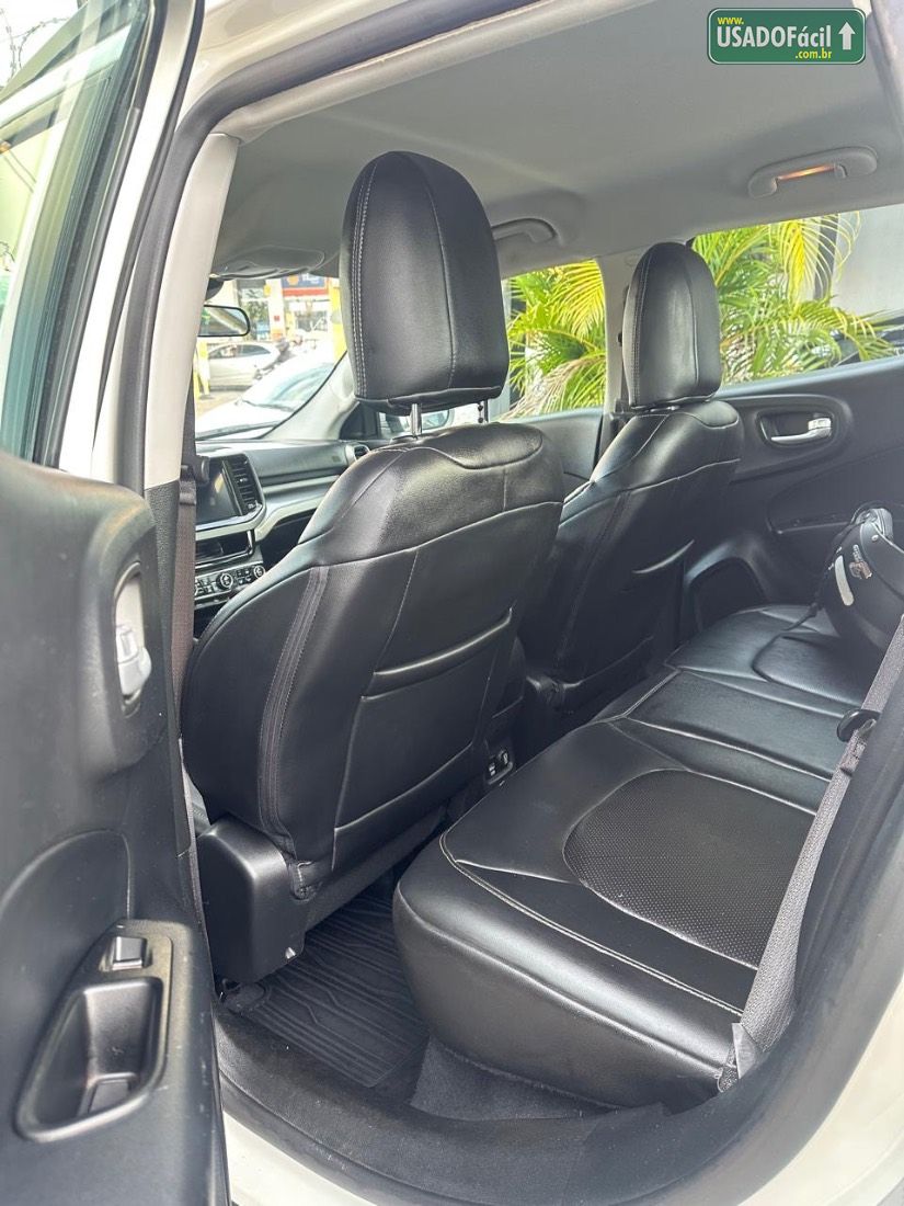 Fiat Toro Freedom 1.3 T270 4x2 Automático Flex 2023/2024 — foto 8 de 10