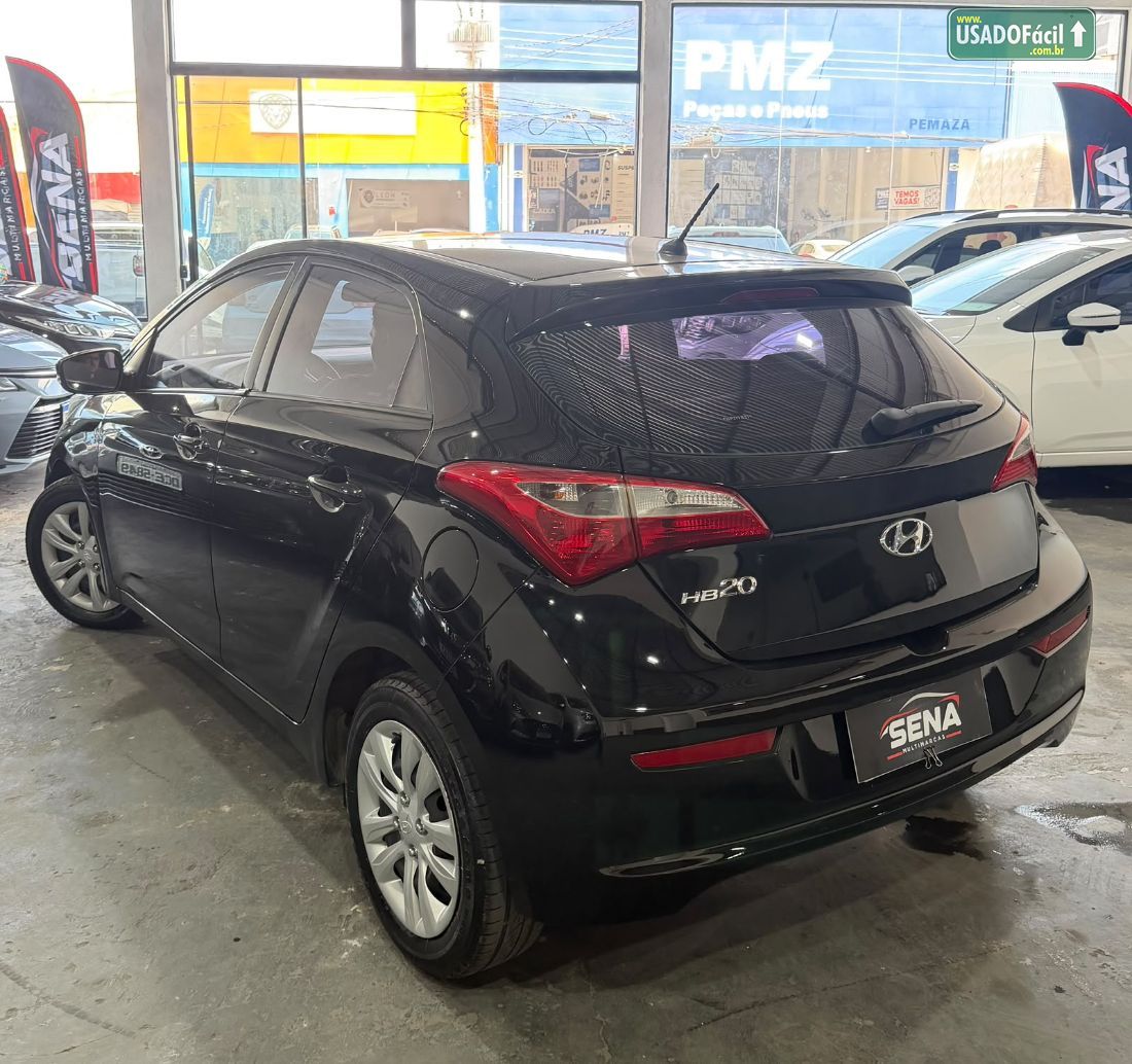 Hyundai HB20 Hatch Comfort 1.0 Flex 2016/2017 — foto 5 de 10
