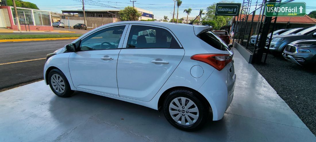 Hyundai HB20 Hatch Comfort 1.6 Mecânico Flex 2013/2014 — foto 7 de 8