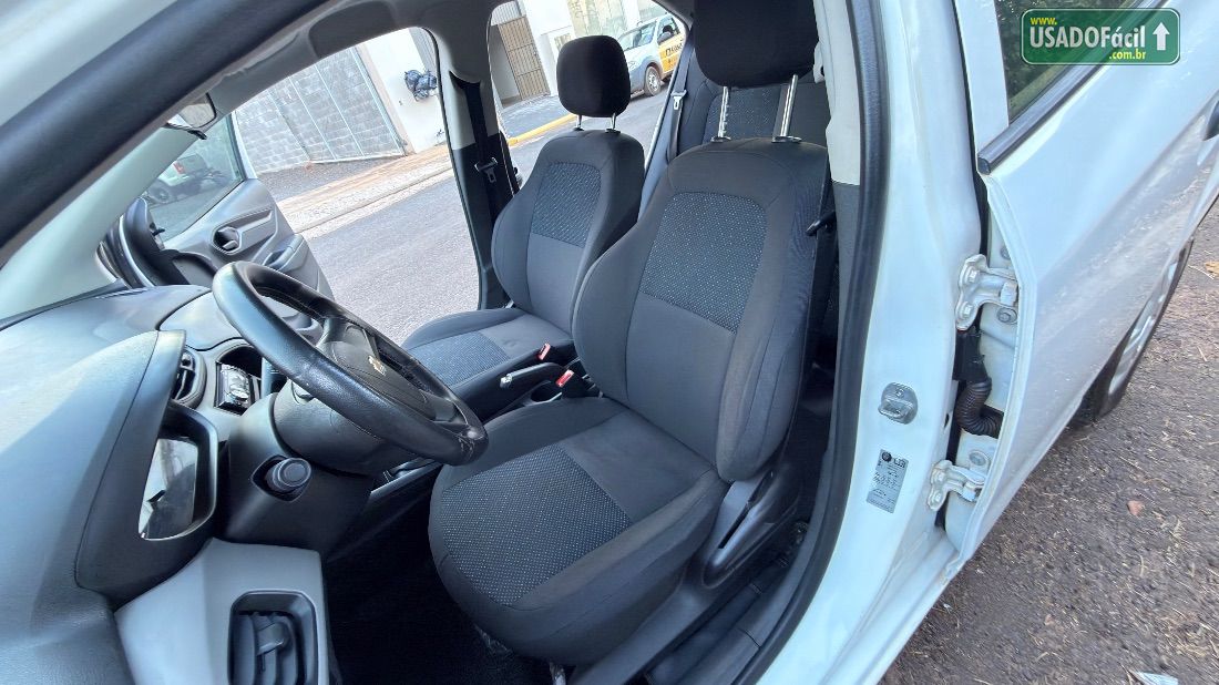 CHEVROLET/GM Onix Joy Hatch 1.0 Mecânico Flex 2018/2018 — foto 15 de 20