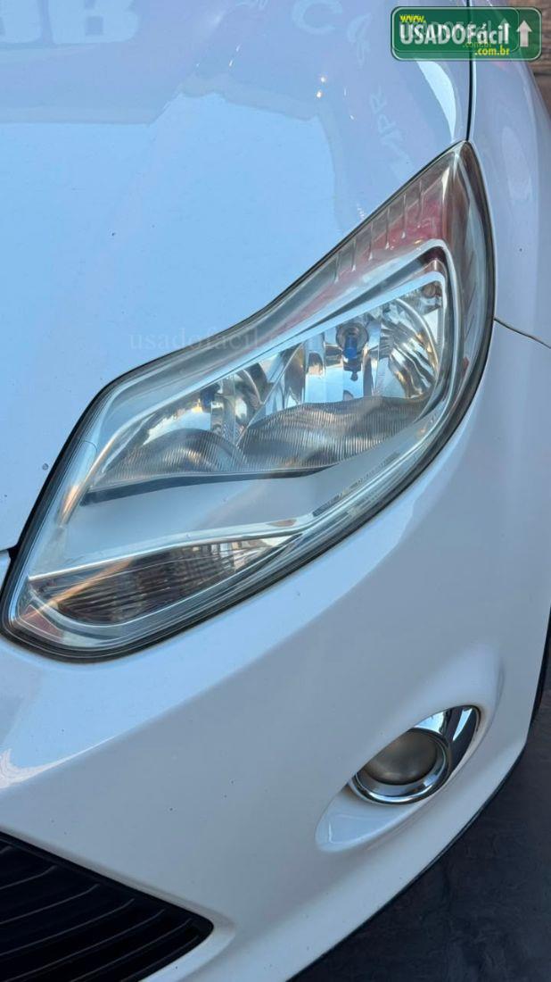 FORD Focus 2.0 Automático Flex 2013/2014 — foto 2 de 11