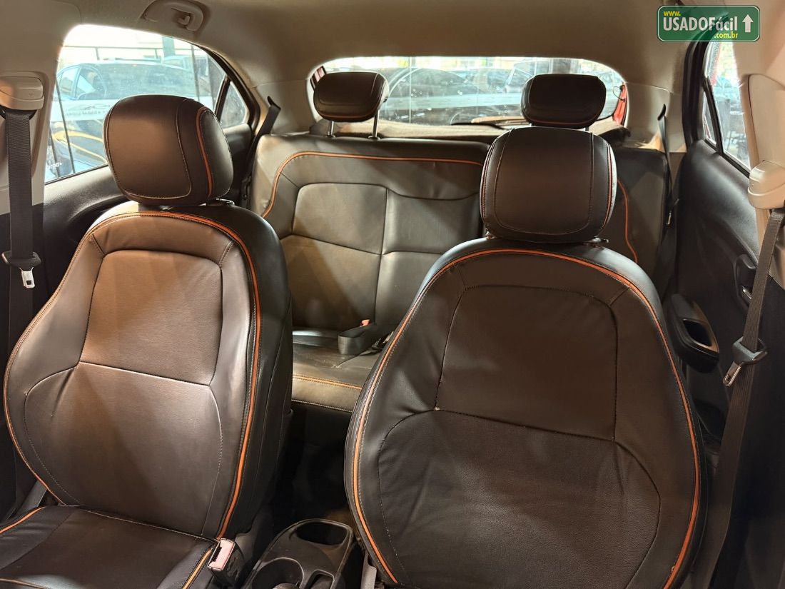 CHEVROLET/GM Onix Hatch LTZ 1.4 Mecânico Flex 2012/2013 — foto 6 de 9
