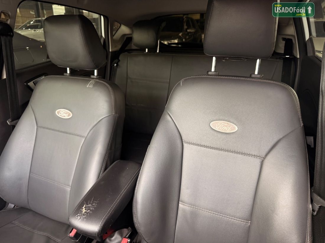 Ford Fiesta Hatch 1.5 Mecânico 5P Flex 2014/2015 — foto 7 de 10