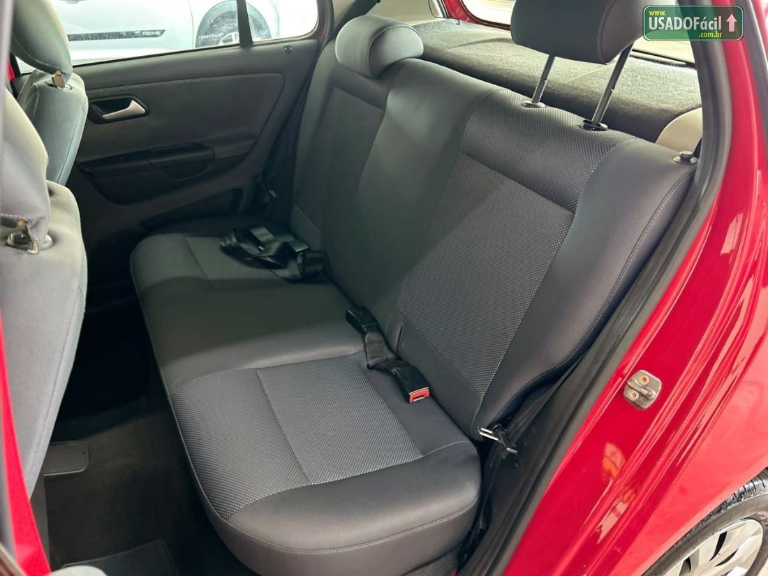 Volkswagen Fox 1.0 Mi 4P Total Flex 2010/2011 — foto 6 de 10
