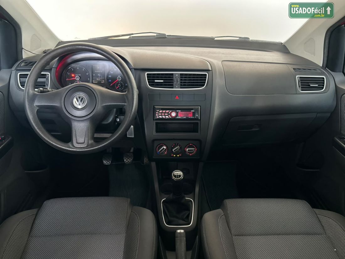Volkswagen Fox 1.0 Mi 4P Total Flex 2010/2011 — foto 7 de 10