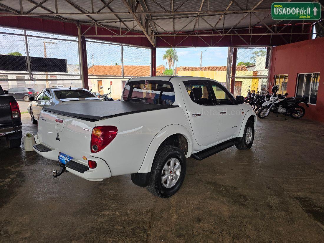 MITSUBISHI L200 Triton HPE CD 3.5 V6 Automático Flex 2011/2012 — foto 5 de 11