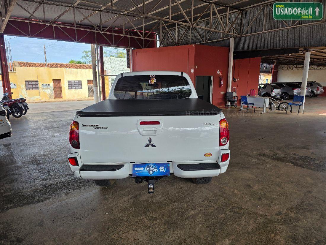 MITSUBISHI L200 Triton HPE CD 3.5 V6 Automático Flex 2011/2012 — foto 6 de 11