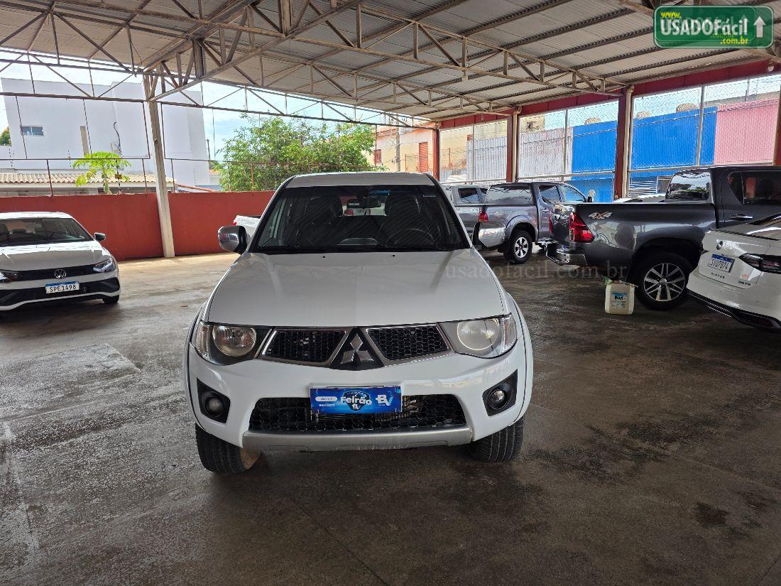 MITSUBISHI L200 Triton HPE CD 3.5 V6 Automático Flex 2011/2012 — foto 2 de 11