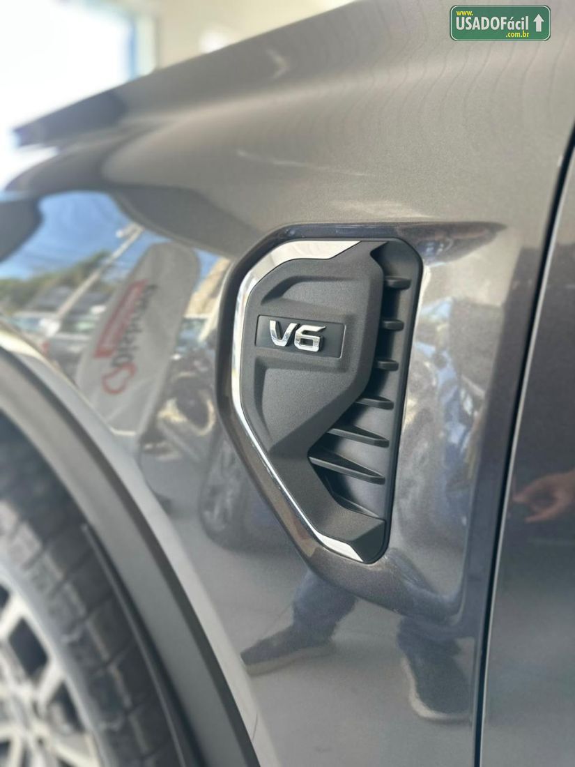 Ford Ranger Limited CD 3.0 V6 4x4 Turbo Automático Diesel 2025/2026 — foto 8 de 13