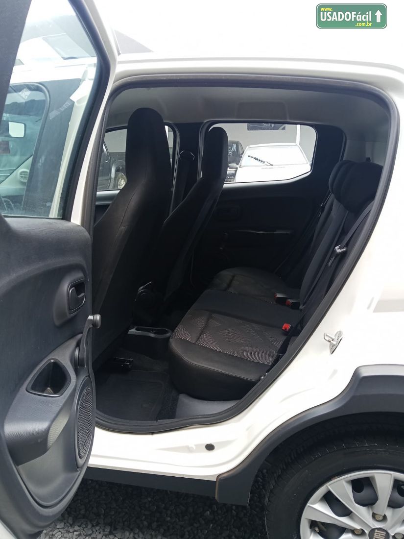 Fiat Mobi Like Flex 2023/2024 — foto 6 de 7