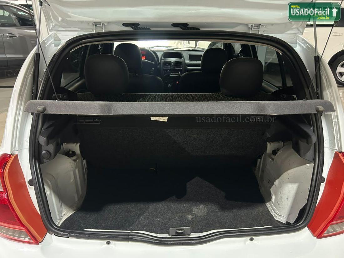 RENAULT Clio Expression 1.0 5P 2013/2014 — foto 10 de 20