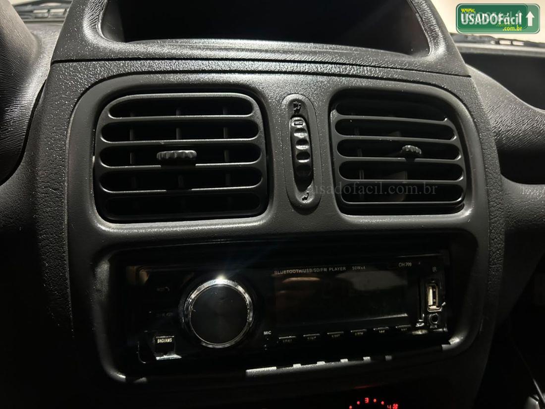 RENAULT Clio Expression 1.0 5P 2013/2014 — foto 14 de 20