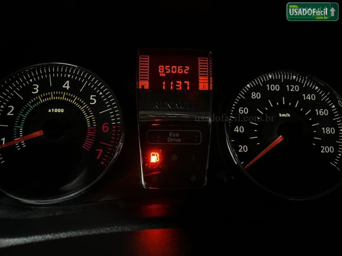 RENAULT Clio Expression 1.0 5P 2013/2014 — foto 20 de 20