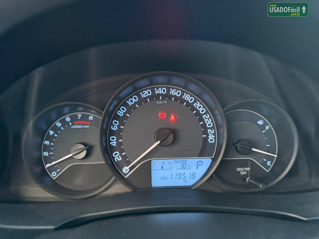 Toyota Corolla GLi 1.8 Automático Flex 2016/2017 — foto 14 de 16