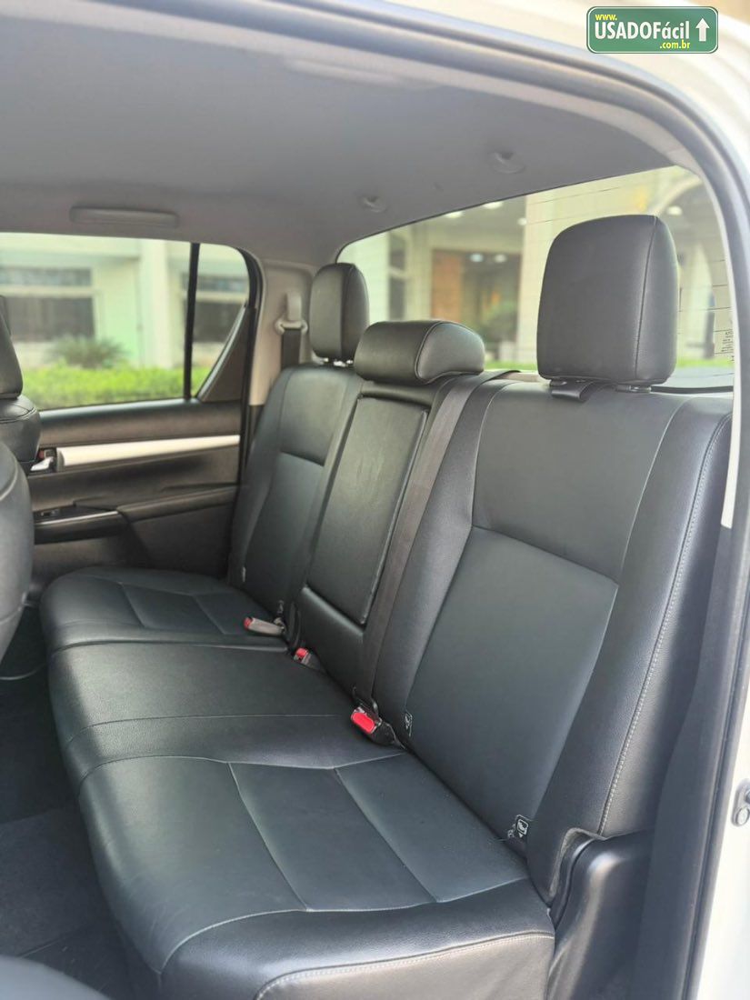 Toyota Hilux SRV CD 2.8 4x4 TDI Automático Diesel 2016/2017 — foto 16 de 16